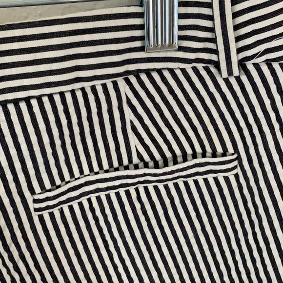 JCrew capris in beautiful seer sucker black and white stripes - Picture 6 of 8